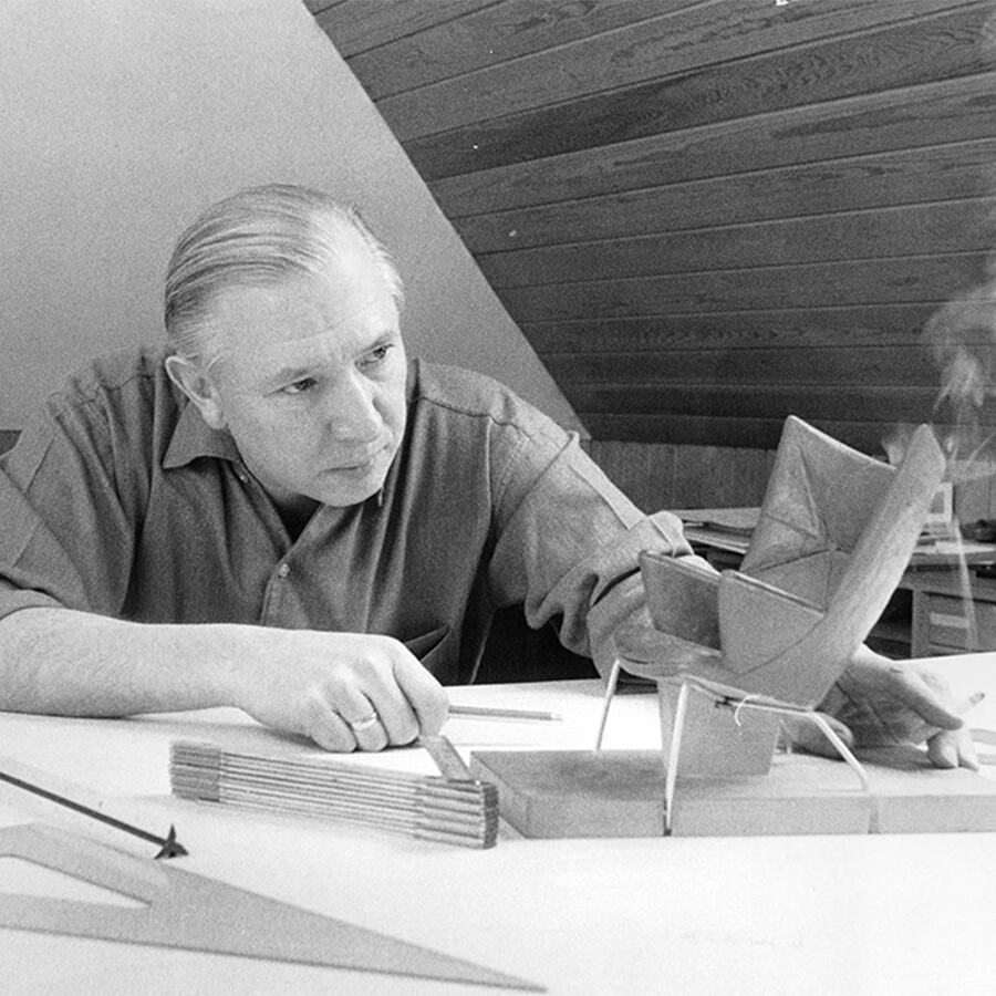 Hans J. Wegner